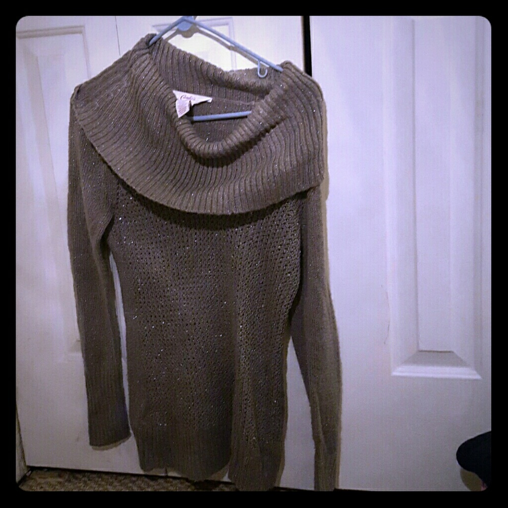 Gray sweater